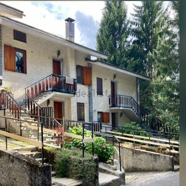 appartamento in vendita a Roburent in zona San Giacomo