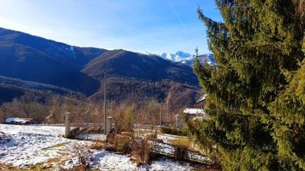 appartamento in vendita a Roburent in zona San Giacomo