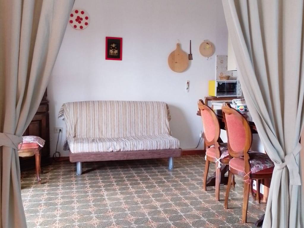 appartamento in vendita a Roburent in zona San Giacomo