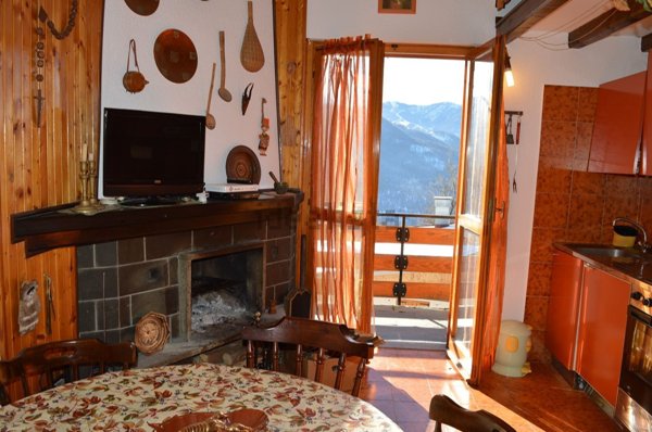 appartamento in vendita a Roburent in zona San Giacomo