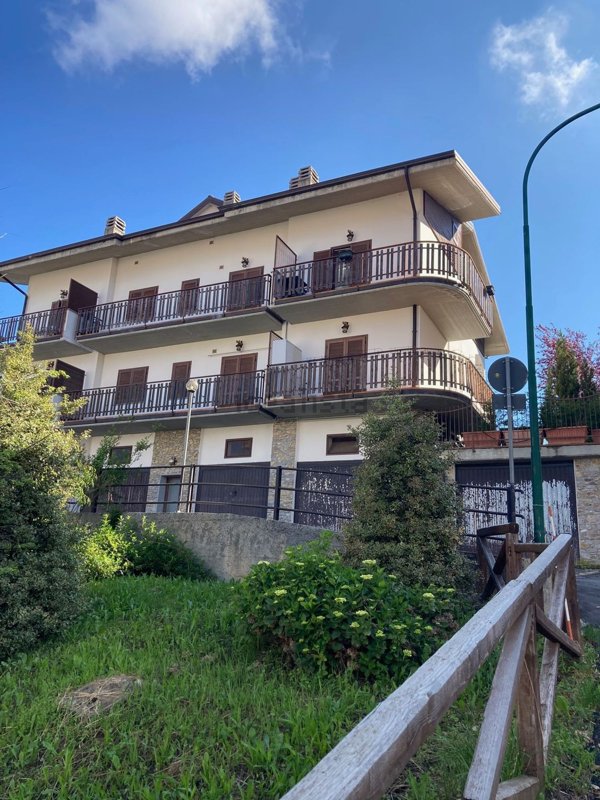 appartamento in vendita a Roburent