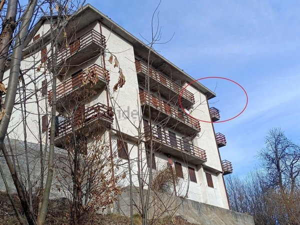 appartamento in vendita a Roburent in zona San Giacomo