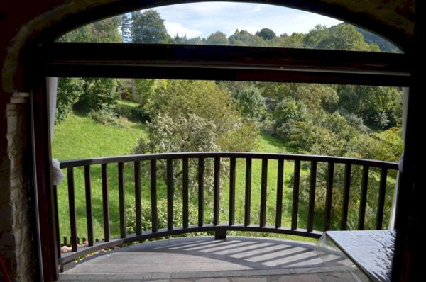 appartamento in vendita a Roburent in zona San Giacomo