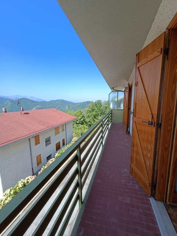 appartamento in vendita a Roburent in zona San Giacomo