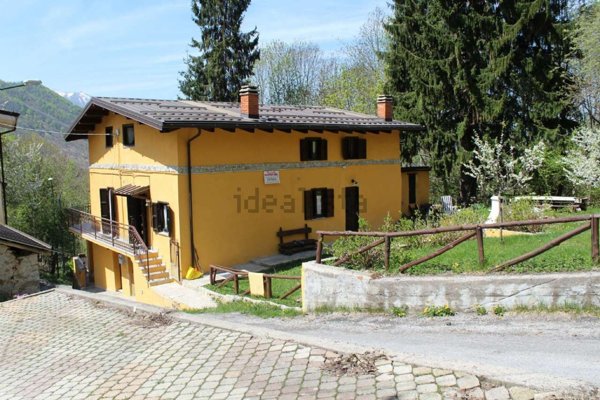 appartamento in vendita a Roburent in zona San Giacomo