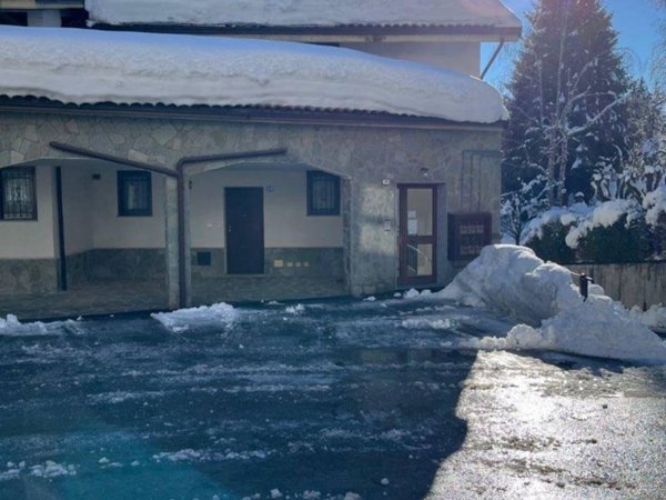 appartamento in vendita a Roburent in zona San Giacomo