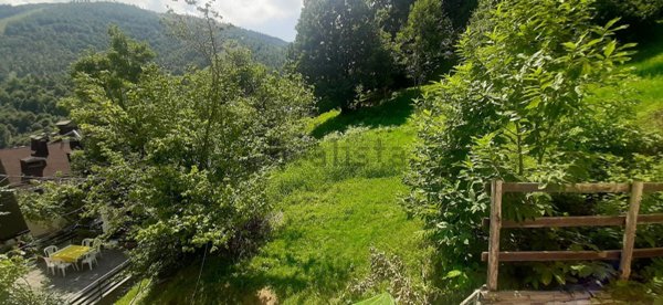 appartamento in vendita a Roburent in zona San Giacomo