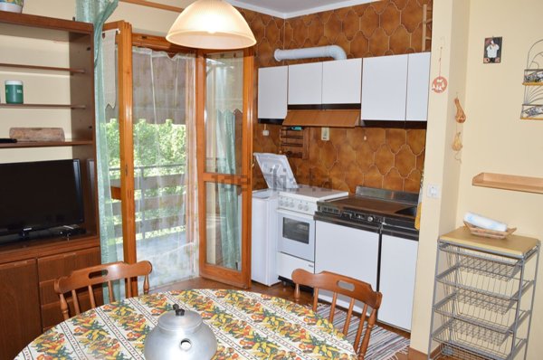 appartamento in vendita a Roburent in zona San Giacomo