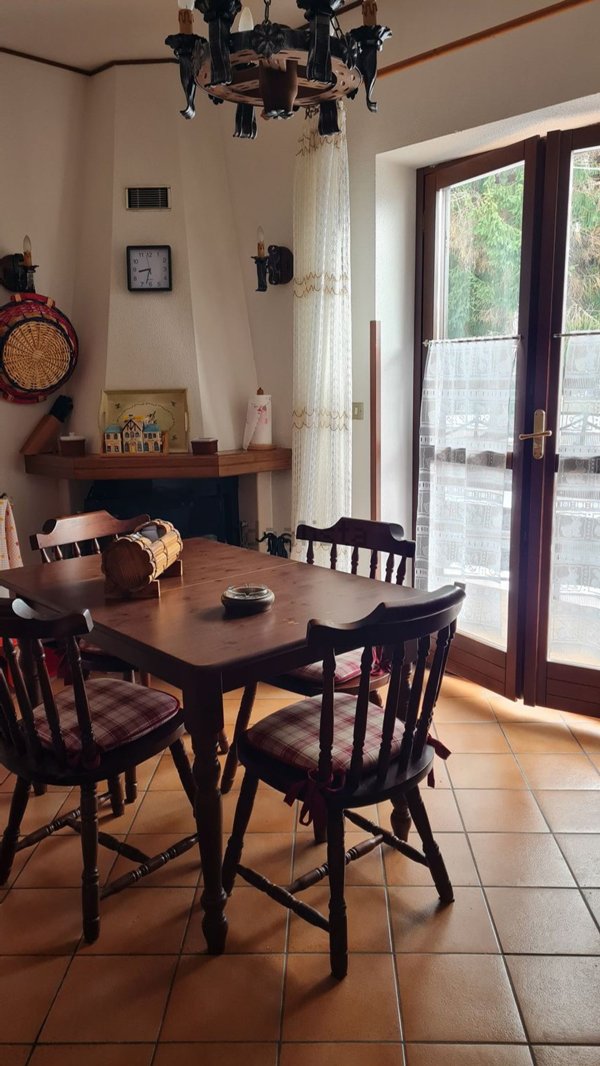 appartamento in vendita a Roburent in zona San Giacomo