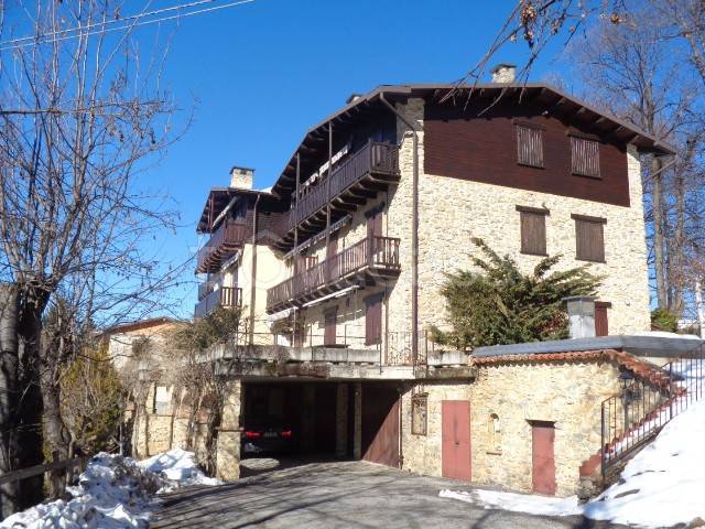 appartamento in vendita a Roburent in zona San Giacomo