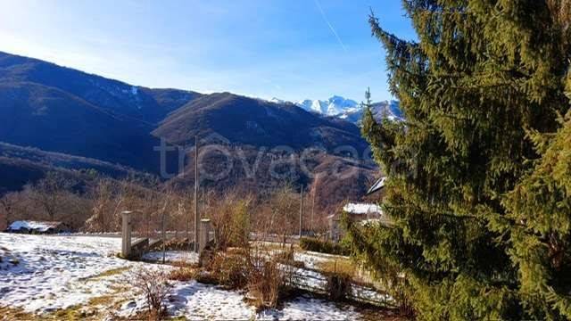 appartamento in vendita a Roburent in zona San Giacomo