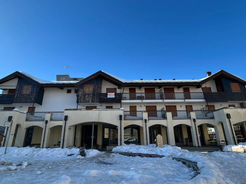 appartamento in vendita a Roburent in zona San Giacomo