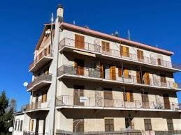 appartamento in vendita a Roburent in zona San Giacomo