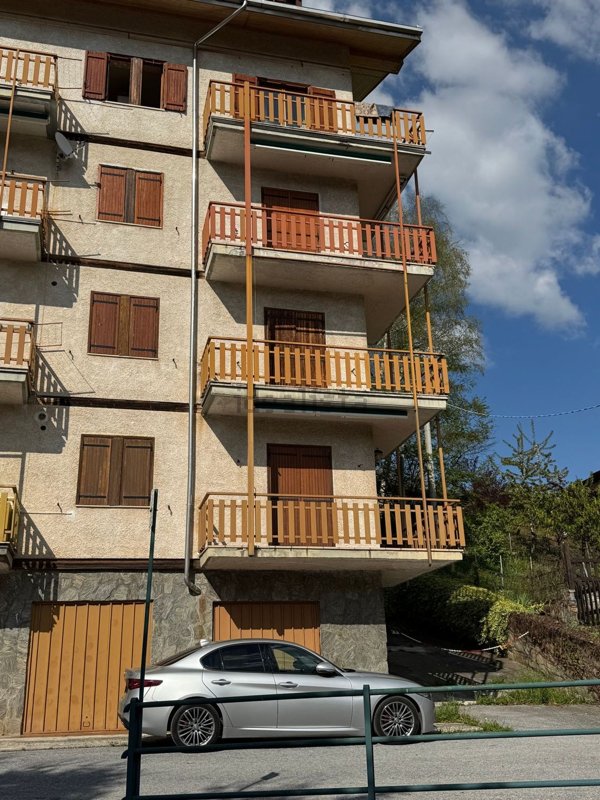 appartamento in vendita a Roburent