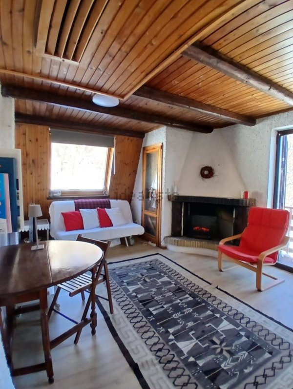 appartamento in vendita a Roburent in zona Cardini