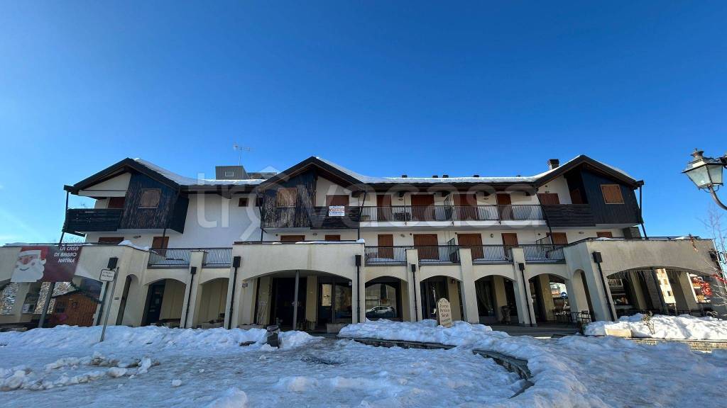 appartamento in vendita a Roburent in zona San Giacomo