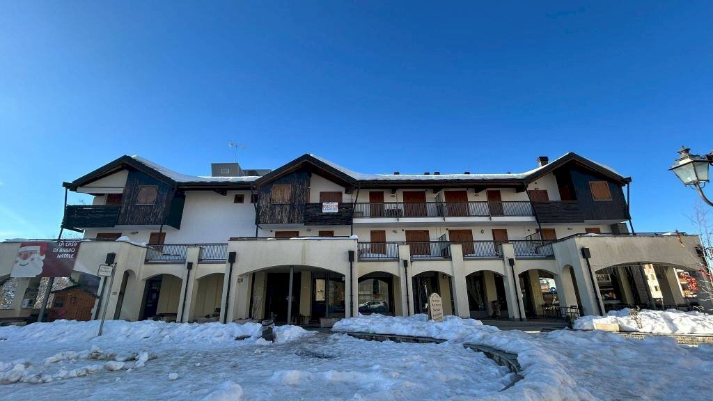 appartamento in vendita a Roburent in zona San Giacomo