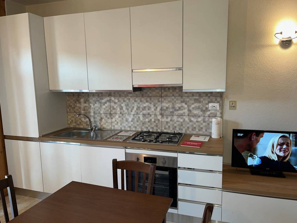 appartamento in vendita a Roburent in zona San Giacomo