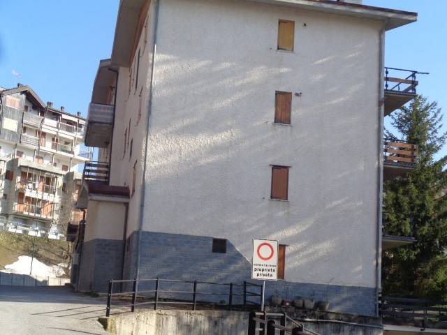 appartamento in vendita a Roburent in zona San Giacomo