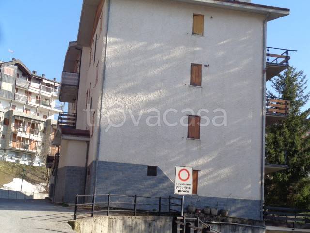 appartamento in vendita a Roburent in zona San Giacomo