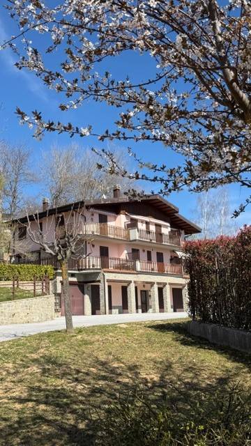 appartamento in vendita a Roburent in zona San Giacomo