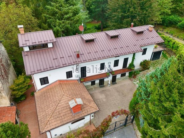 villa in vendita a Roburent in zona San Giacomo