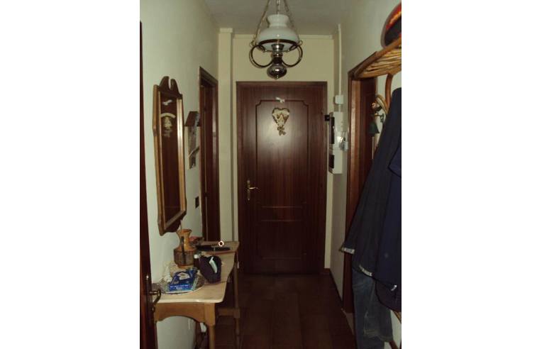 appartamento in vendita a Roburent in zona San Giacomo