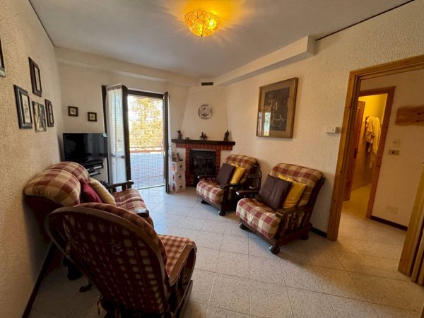 appartamento in vendita a Roburent in zona San Giacomo