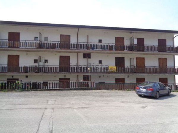 appartamento in vendita a Roburent