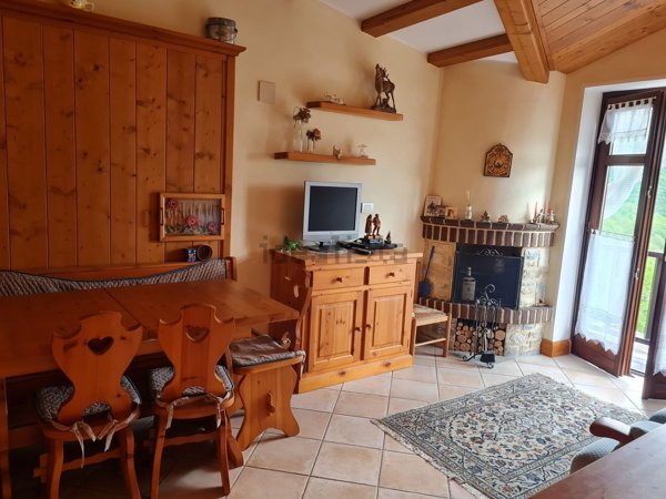 appartamento in vendita a Roburent in zona San Giacomo