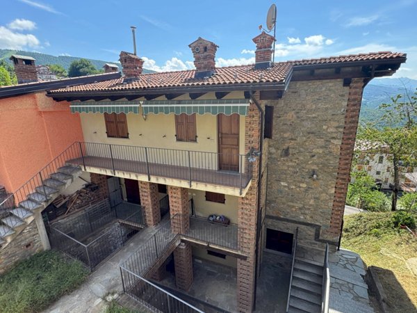 appartamento in vendita a Roburent in zona San Giacomo