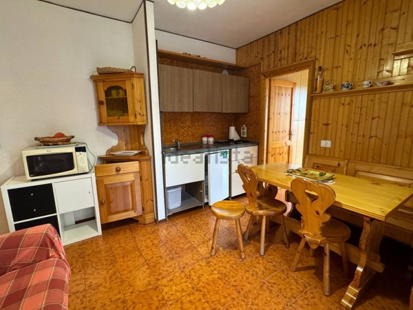 appartamento in vendita a Roburent in zona San Giacomo