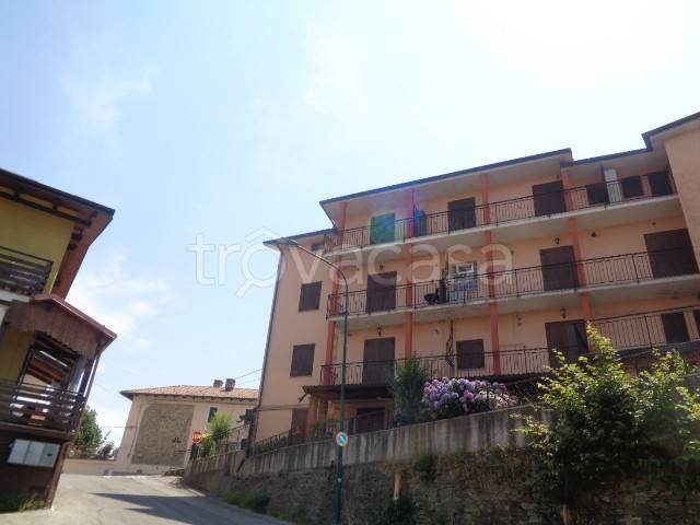 appartamento in vendita a Roburent in zona San Giacomo
