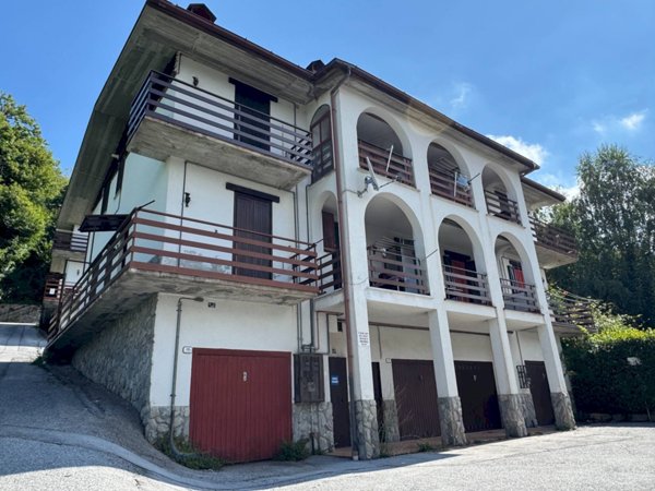 appartamento in vendita a Roburent in zona San Giacomo