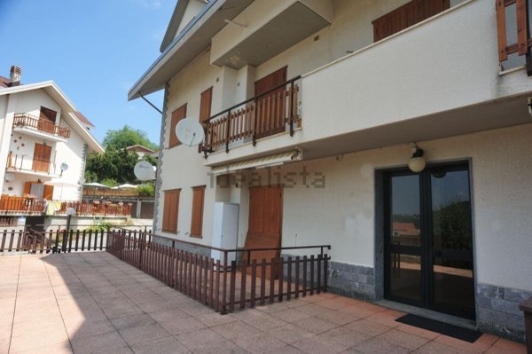 appartamento in vendita a Roburent