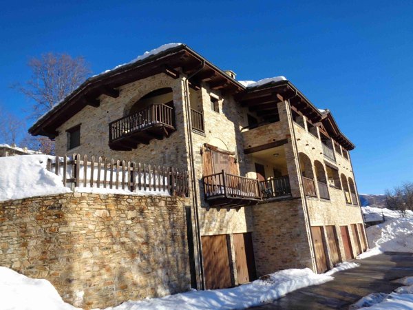 appartamento in vendita a Roburent in zona San Giacomo