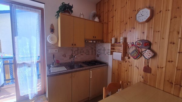 appartamento in vendita a Roburent in zona San Giacomo