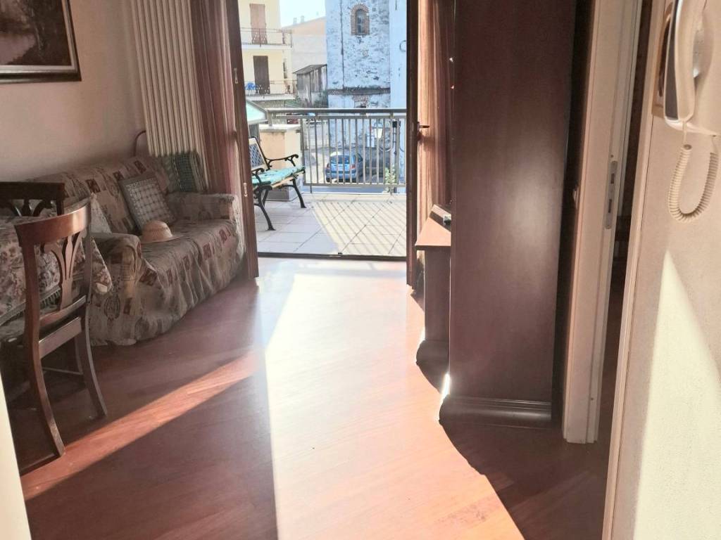 appartamento in vendita a Roburent in zona San Giacomo