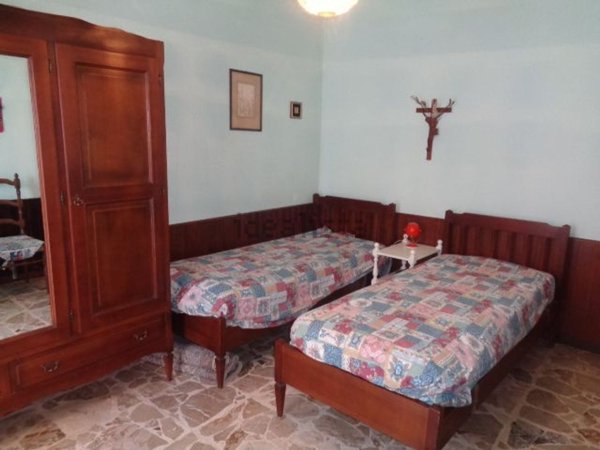 casa indipendente in vendita a Roburent in zona San Giacomo