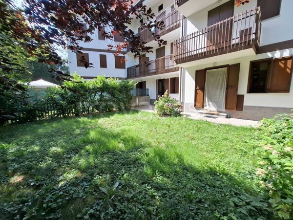 appartamento in vendita a Roburent in zona San Giacomo