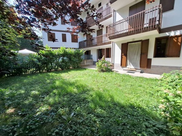 appartamento in vendita a Roburent in zona San Giacomo
