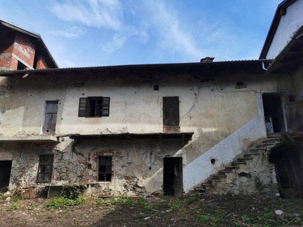 intera palazzina in vendita a Roccabruna