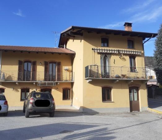 casa indipendente in vendita a Roccabruna