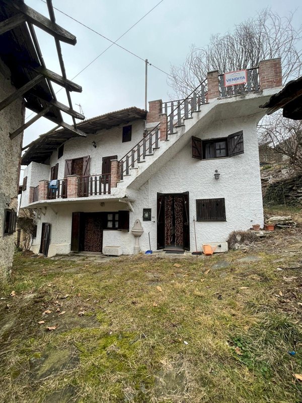casa semindipendente in vendita a Roccabruna in zona Combetta