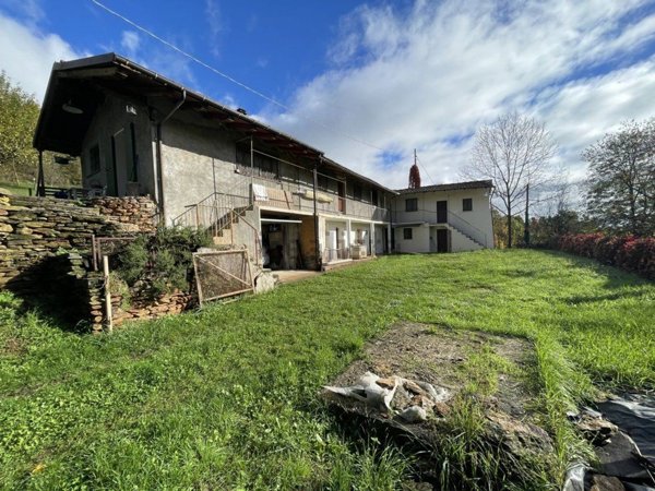 casa indipendente in vendita a Roccabruna