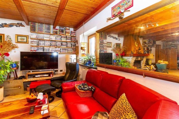 casa indipendente in vendita a Roccabruna in zona Prarosso