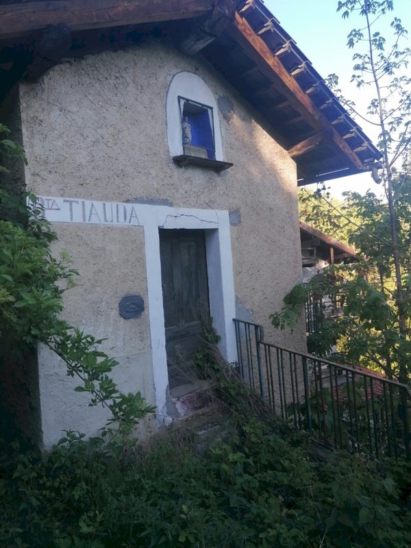 casale in vendita a Roccabruna