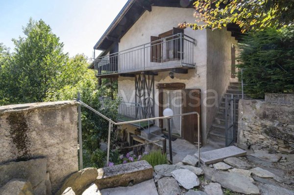 casa indipendente in vendita a Roccabruna