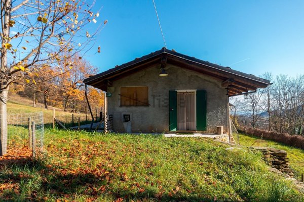 casale in vendita a Roccabruna in zona Ugotto