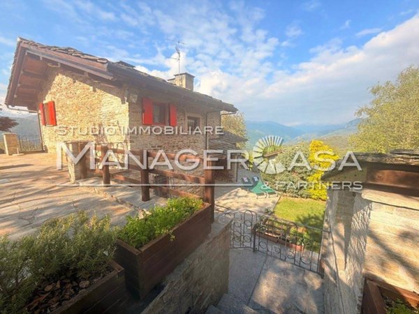 casa indipendente in vendita a Roccabruna in zona Viale